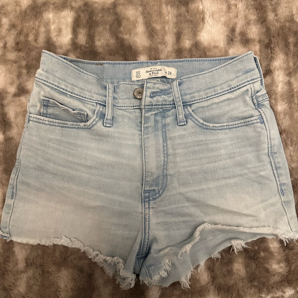 Abercrombie & Fitch Blue Denium Women’s 00 W24 Cut Off Shorts High Waisted